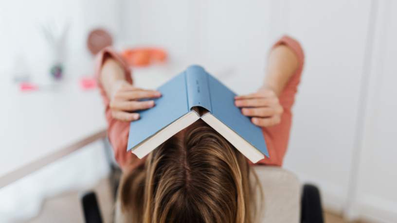 Buscar diagnóstico confiável para TDAH na vida adulta começa ao identificar mudanças sutis no comportamento e na rotina, tema aprofundado por Alexandre Costa Pedrosa.