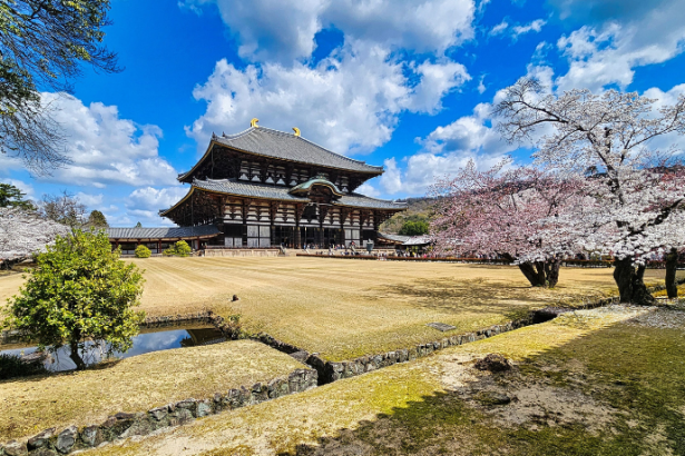 Antes de embarcar, Alberto Toshio Murakami apresenta os principais costumes no Japão que todo viajante precisa conhecer.