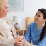 Políticas de proteção social garantem dignidade na velhice, e o Sindnapi – Sindicato Nacional dos Aposentados, Pensionistas e Idosos atua na defesa dos direitos dos aposentados e pensionistas.